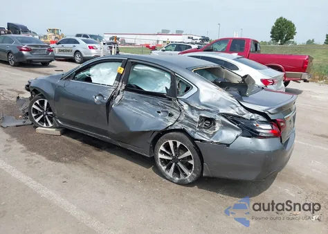 2018 Nissan Altima 2.5 Sr из США, поврежденный, VIN 1N4AL3AP3JC105730